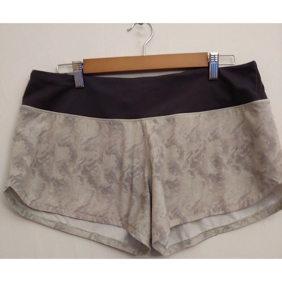Vuori taupe shortie shorts Medium - Picture 1 of 10